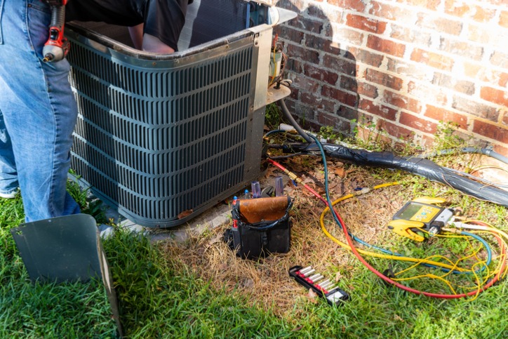 Image for blog post: 4 Signs That Indicate Your AC Tune-Up Is Due
